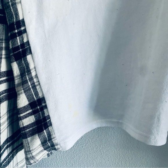 Carhartt Reworked Black Plaid White Long Sleeve Cropped Shirt - Picture 4 of 12